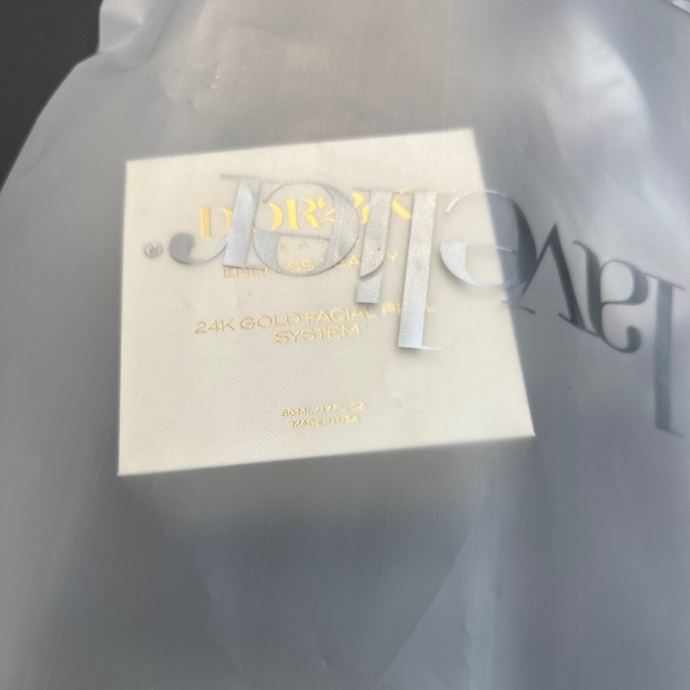 24k Gold facial peel